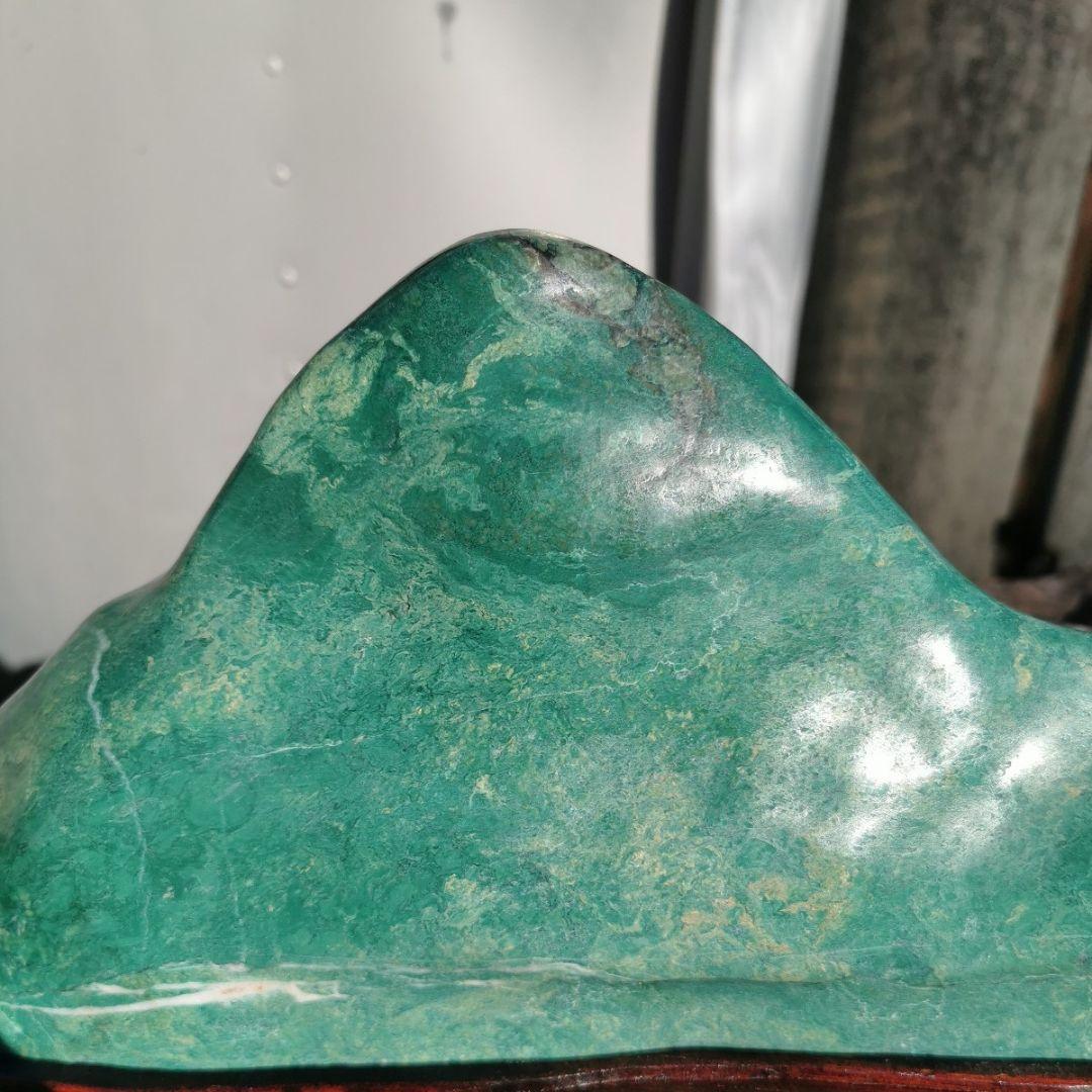 ナミビア　翡翠　3.8キロ　ヒスイ　鑑賞石　石　置物　オブジェ　インテリア