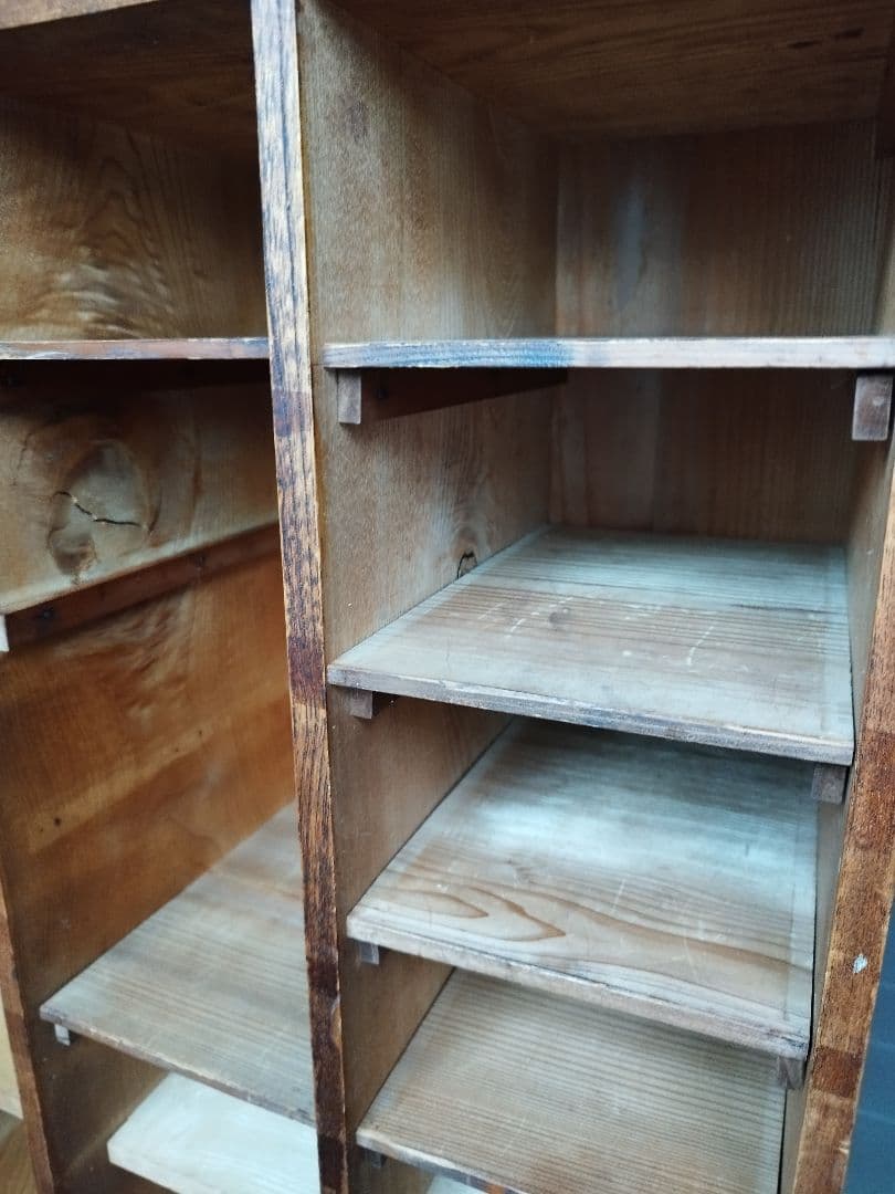 アンティーク　升目　棚　昭和　レトロ