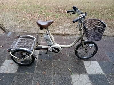 パナソニック 電動アシスト三輪自転車 ノーパンクタイヤ