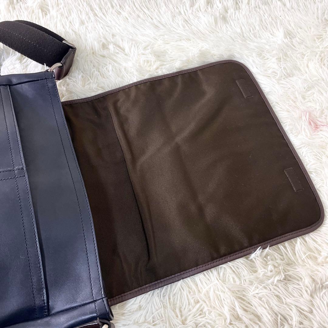 コーチ　COACH ショルダーバッグ　レザー　ネイビー　ブラウン　斜め掛け