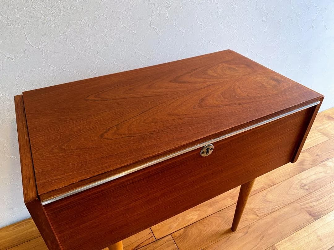 1960-70s ヴィンテージ サイドテーブル ボックス キー付 仕上済