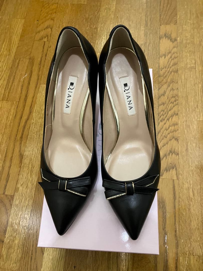 じゅんじゅん　ダイアナ ブラック ポインテッドトゥパンプス　日本製　美品