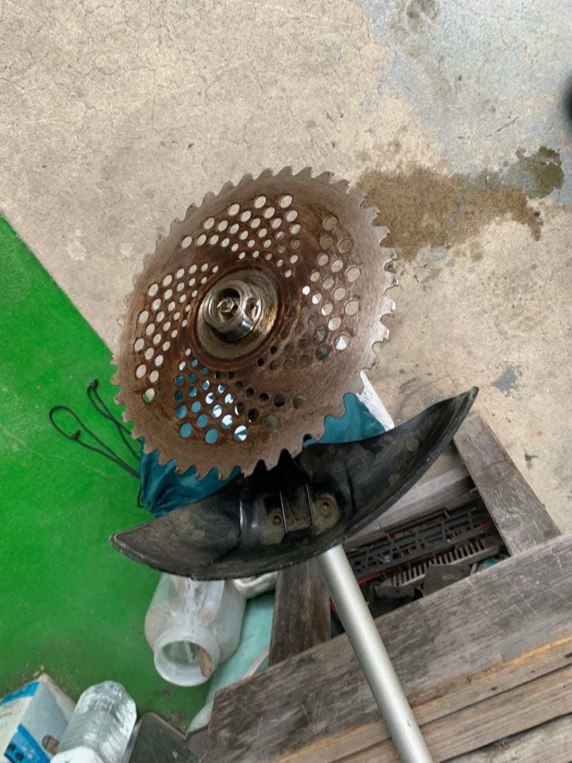 マキタ バッテリー式芝刈り機