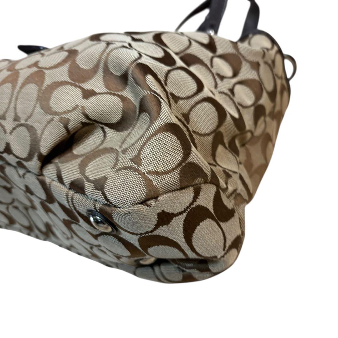 美品 COACH シグネチャー 2wayハンドバッグ トート F17402