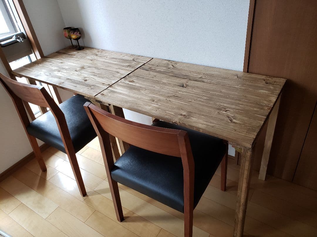 みーこさん　固定足アンティークテーブル　ウォールナット