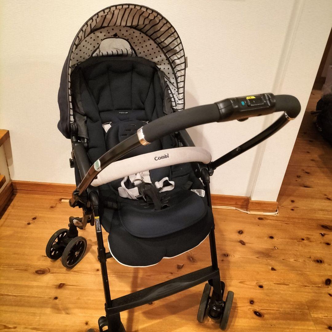 【美品】コンビ ベビーカー メチャカルハンディ プリュイネイビー　Combi