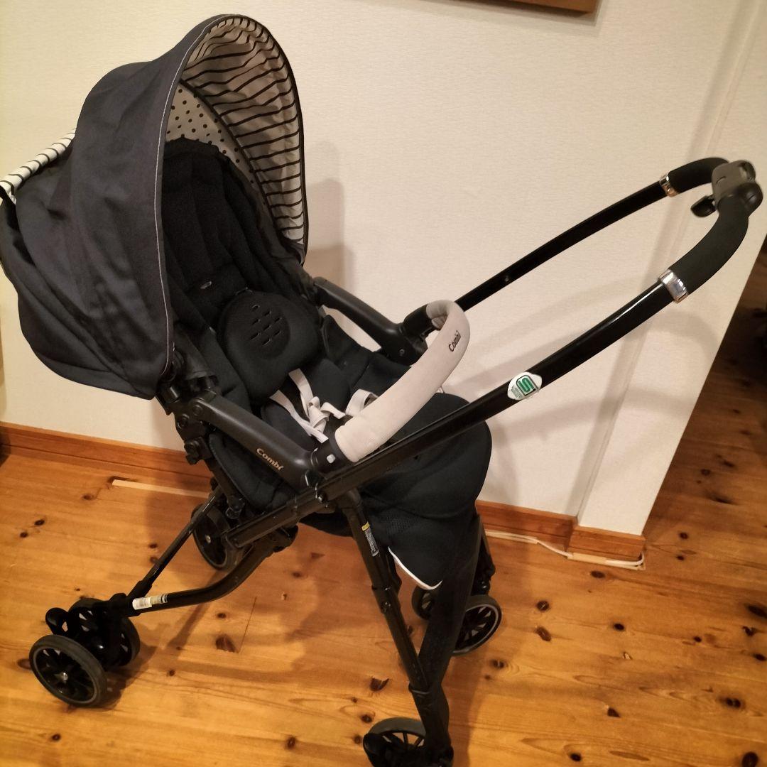 【美品】コンビ ベビーカー メチャカルハンディ プリュイネイビー　Combi