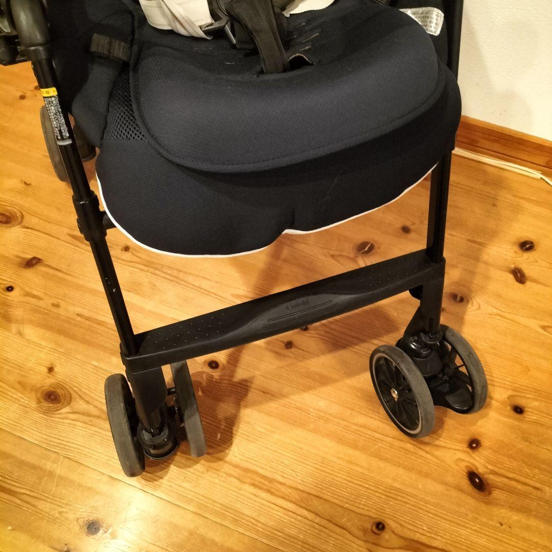 【美品】コンビ ベビーカー メチャカルハンディ プリュイネイビー　Combi