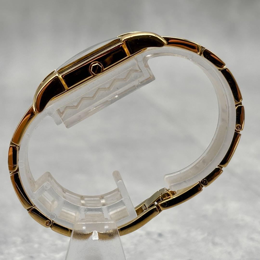 稼働✨イヴサンローラン コマ　箱付き　腕時計　カサンドラ QZ レディース