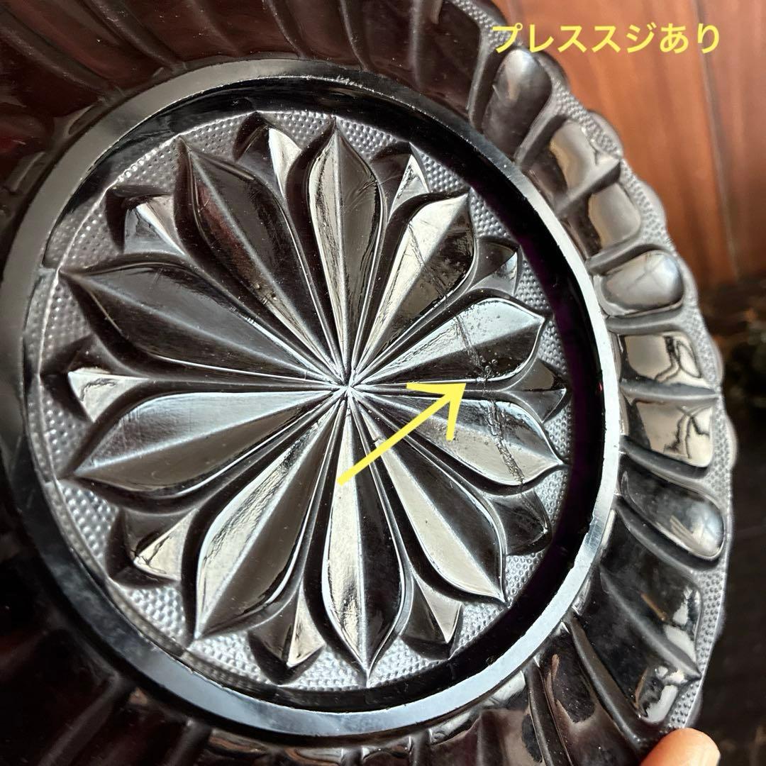 骨董　時代ガラス　古渡り　蓮弁　プレス　超希少　葡萄茶色　中皿　プレート　１客