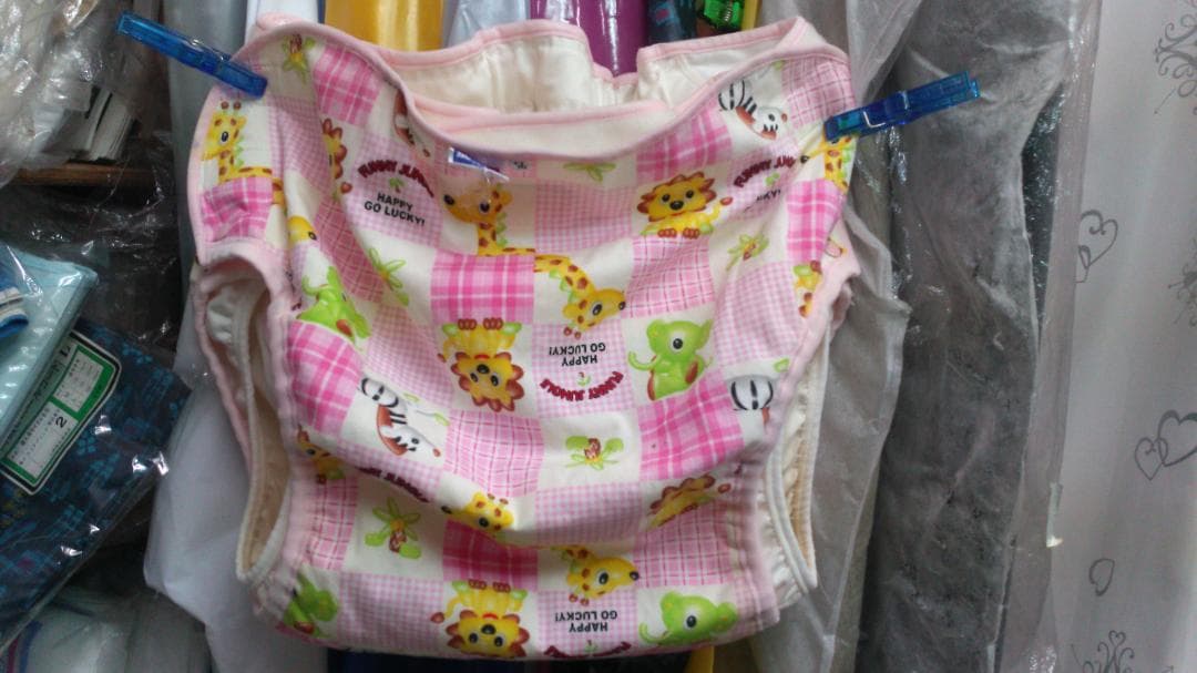 童夢　おむつカバー　LLサイズ　ピンク　裏は撥水　金属ホック付　可愛い熊柄　内羽