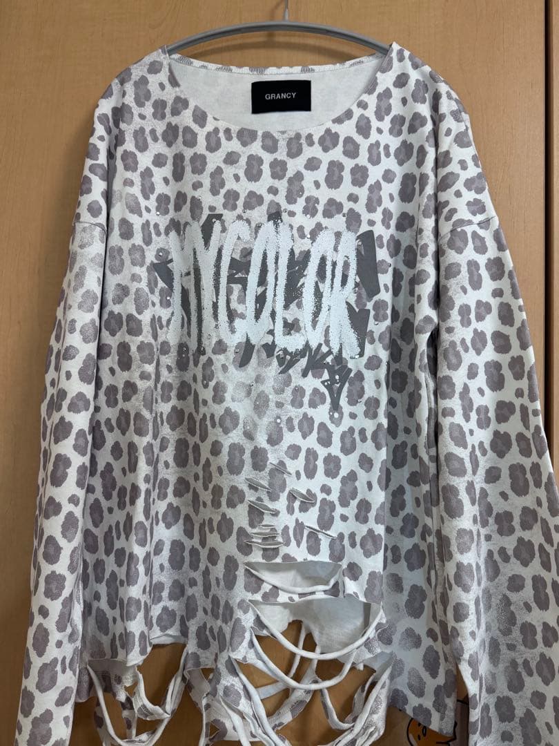GRANCY 総柄ラインストーングラフィックロンＴ Sサイズ