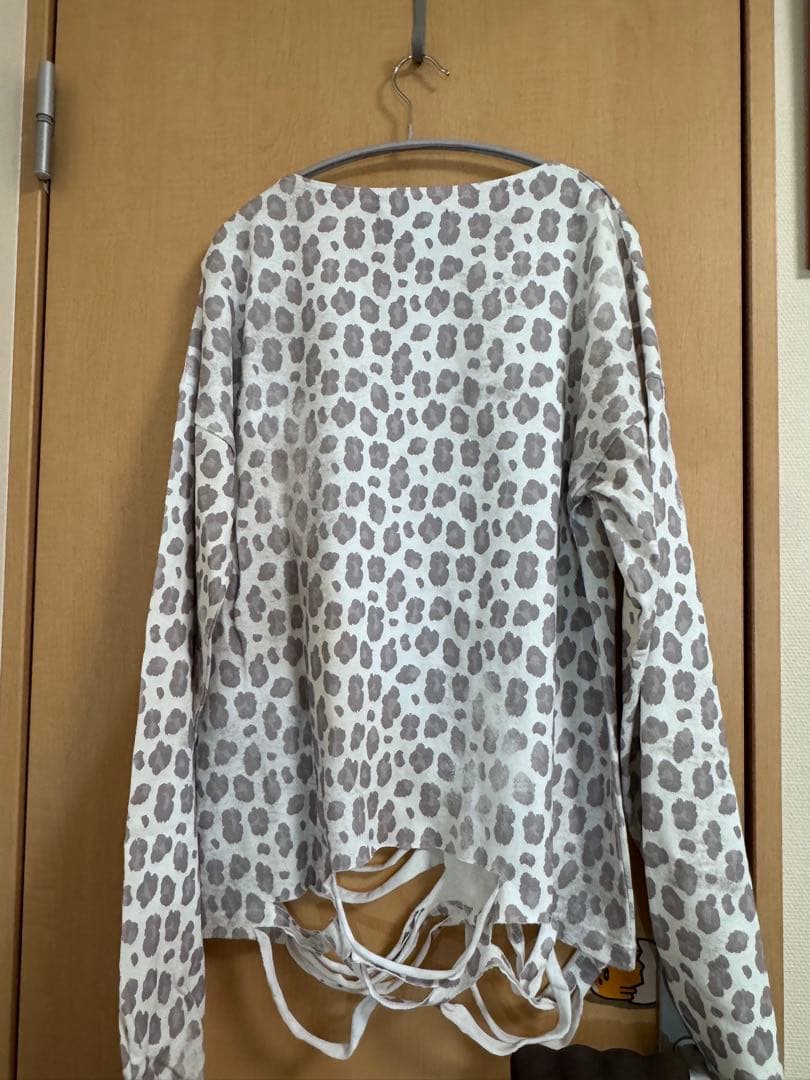 GRANCY 総柄ラインストーングラフィックロンＴ Sサイズ