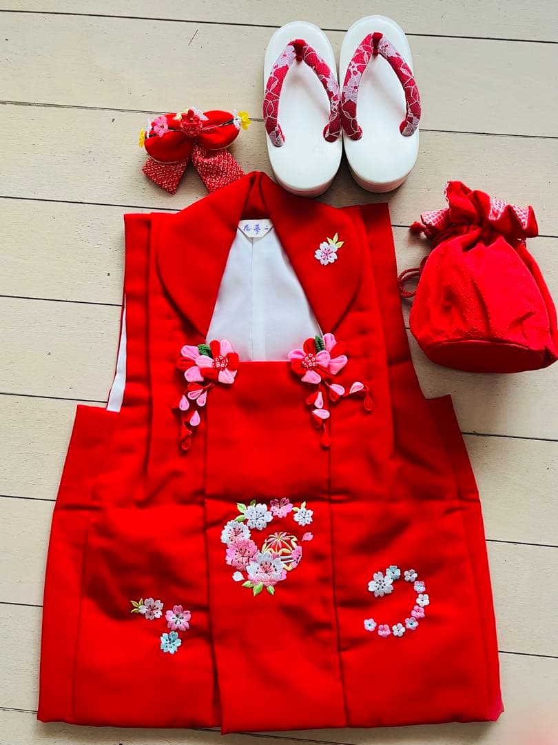 七五三 3歳女の子用被布 赤に花柄