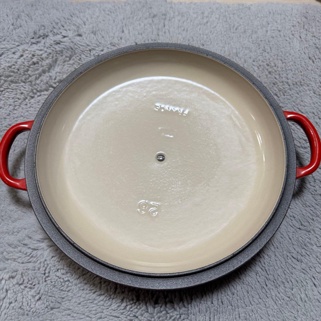 未使用 LE CREUSET ル・クルーゼ ビュッフェキャセロール26㎝ レッド