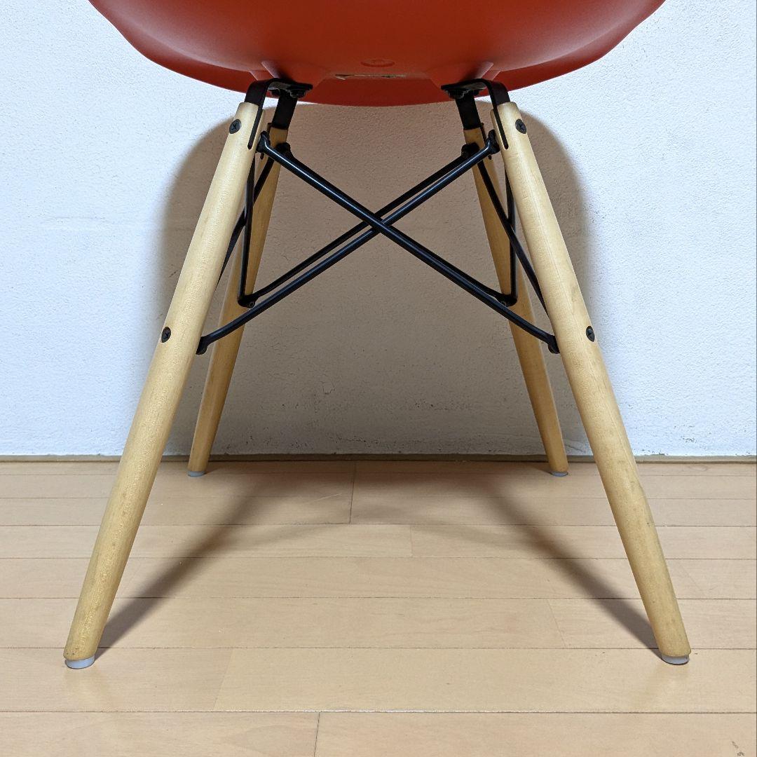 美品 正規品 ハーマンミラー イームズ シェル サイド チェア DSW レッド