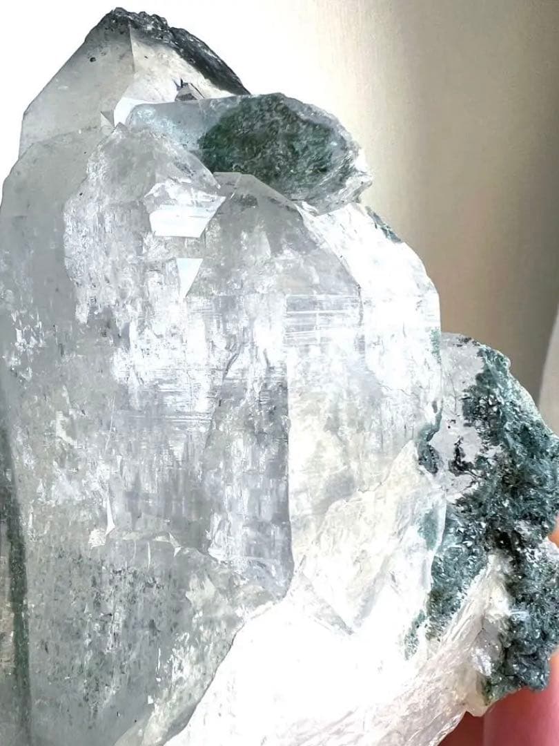 9日まで✨美✨《天空の魔法城》AAAA マニハール水晶 ✨シンデレラの光宿す原石