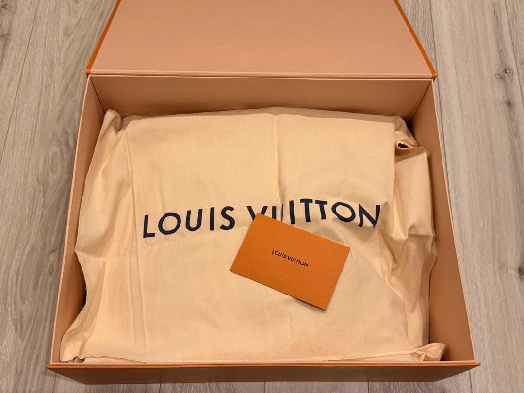 ルイ ヴィトン クッション　バケーション　ネイビー