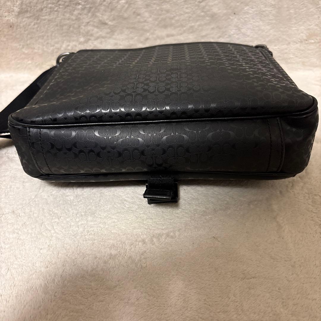 美品⭐️COACH ブラック メッセンジャーバッグ レザー　PVC サイズ調節