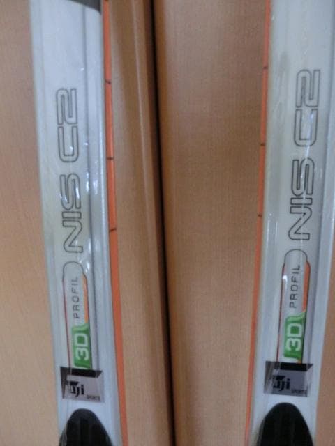 ROSSIGNOL XIUM クロカンスキー板とYOKOカーボンポール未使用