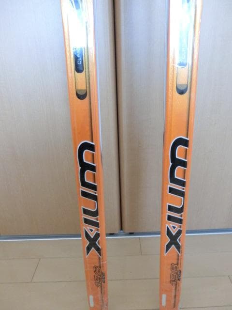 ROSSIGNOL XIUM クロカンスキー板とYOKOカーボンポール未使用