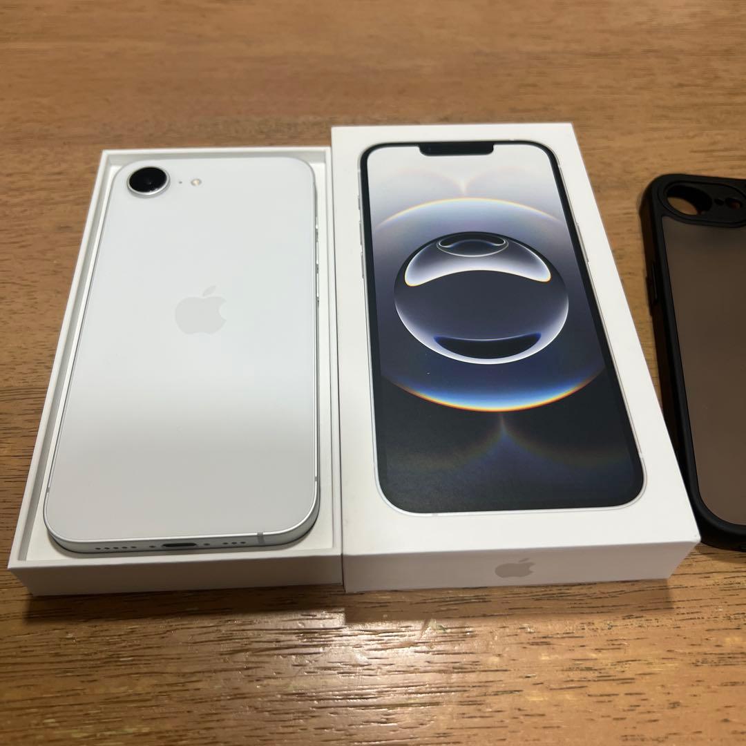 国内版、超美品iPhone16e 128GB バッテリー100%