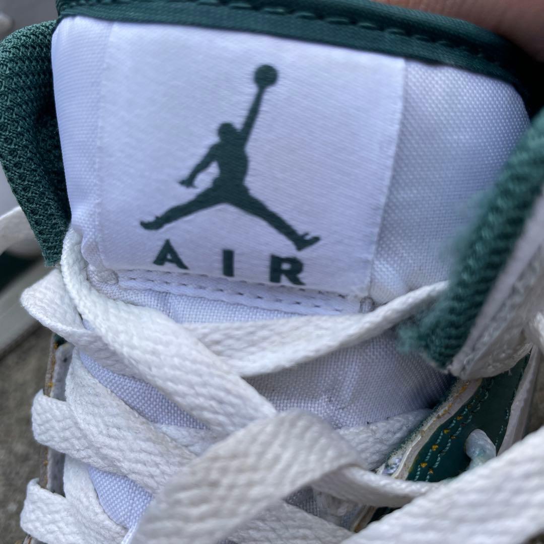 NIKE Air Jordan ミッドカットシューズ ホワイト/グリーン