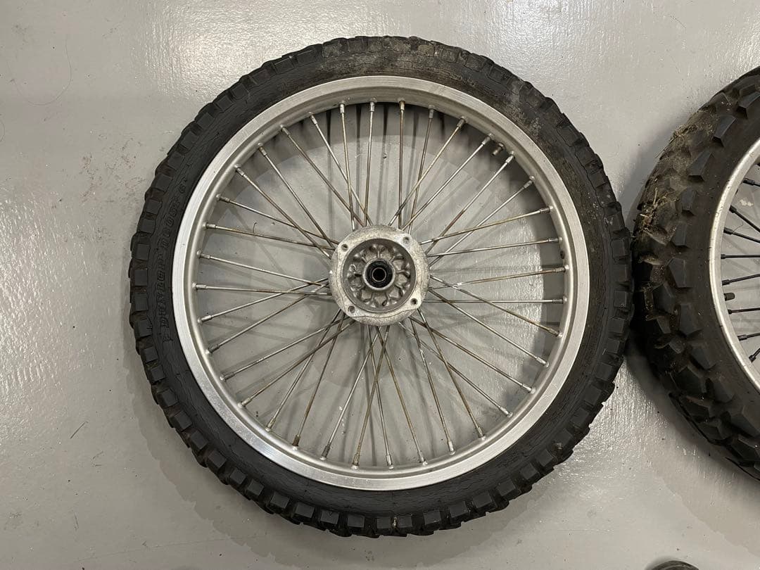 klx250 dトラッカー　ホイール　オフロードタイヤ