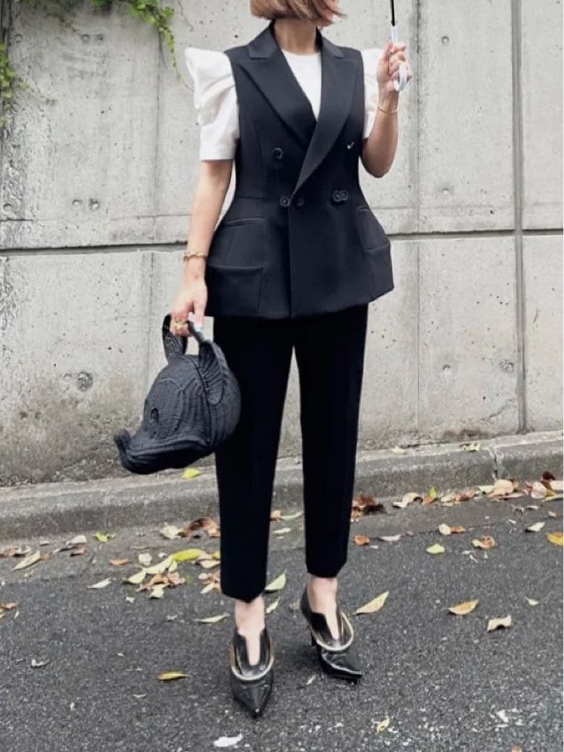 cygne（シーニュ）　ホワイト パフスリーブ