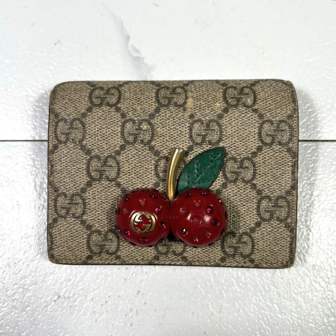GUCCI グッチ GGスプリーム 2つ折り財布 さくらんぼ インターロッキング