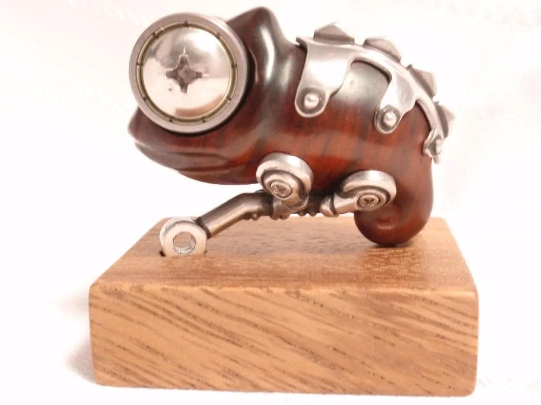 カメレオン の 置き物 キーホルダー 金木工房 パドウク