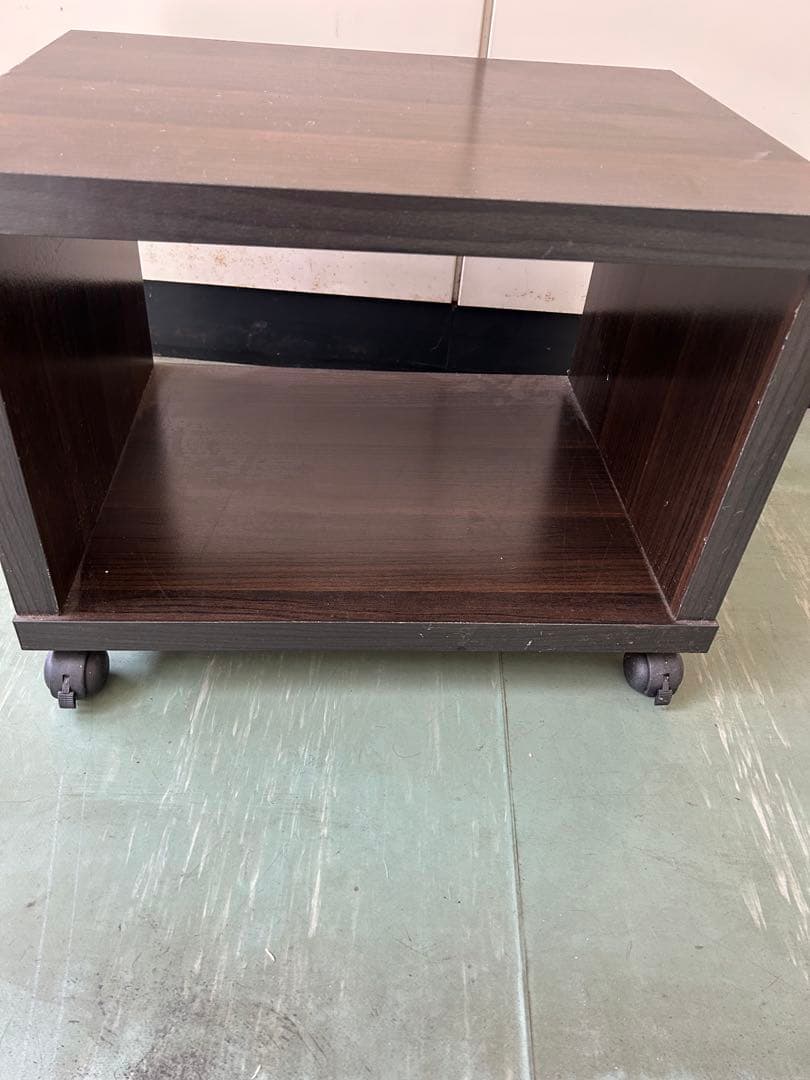 ダークブラウン　キャビネット