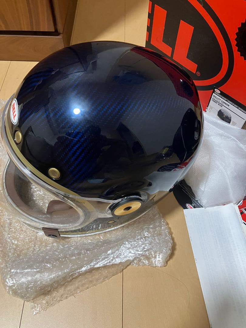 bell bullitt carbon ヘルメット　ベル　ブリット