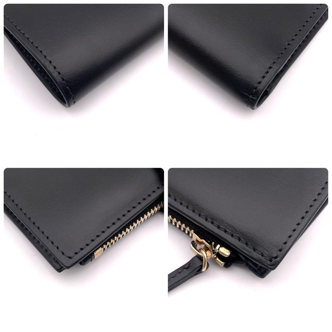 未使用品/現行品● ヴェルサーチ 折り財布 二つ折り メデューサ 金具 レザー