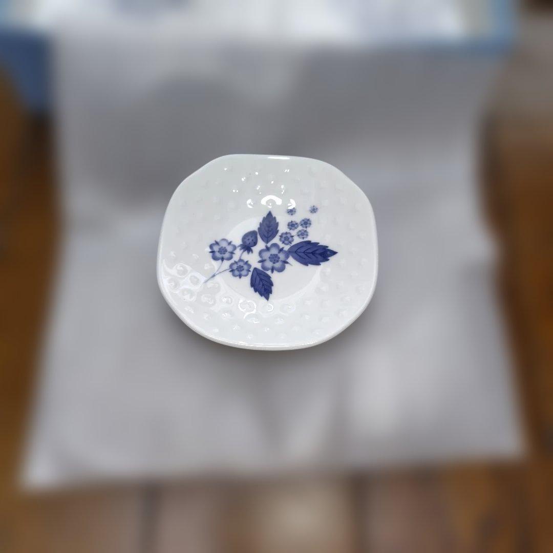 ★新品未使用　 皿セット