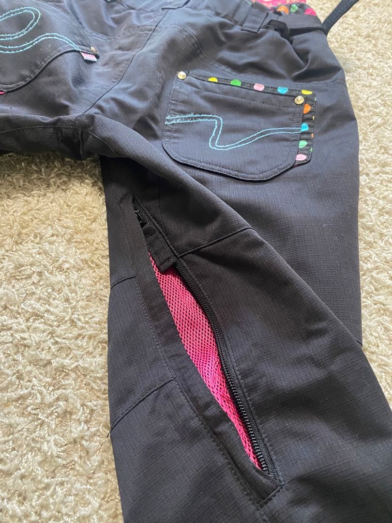 ✨値下げ　ESTIVO ゴールドウイン　スキーウェア上下　サイズM 美品