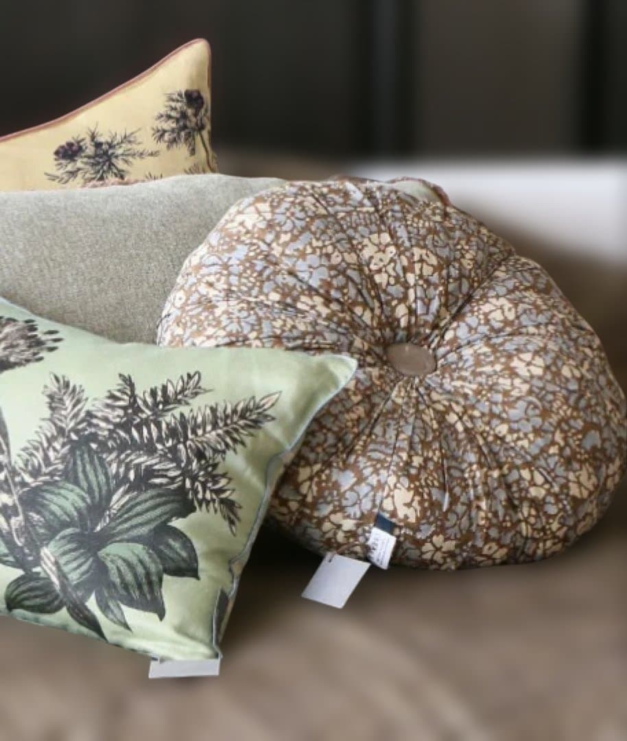 Le Monde sauvage TOTORO クッション CUBA 40cm