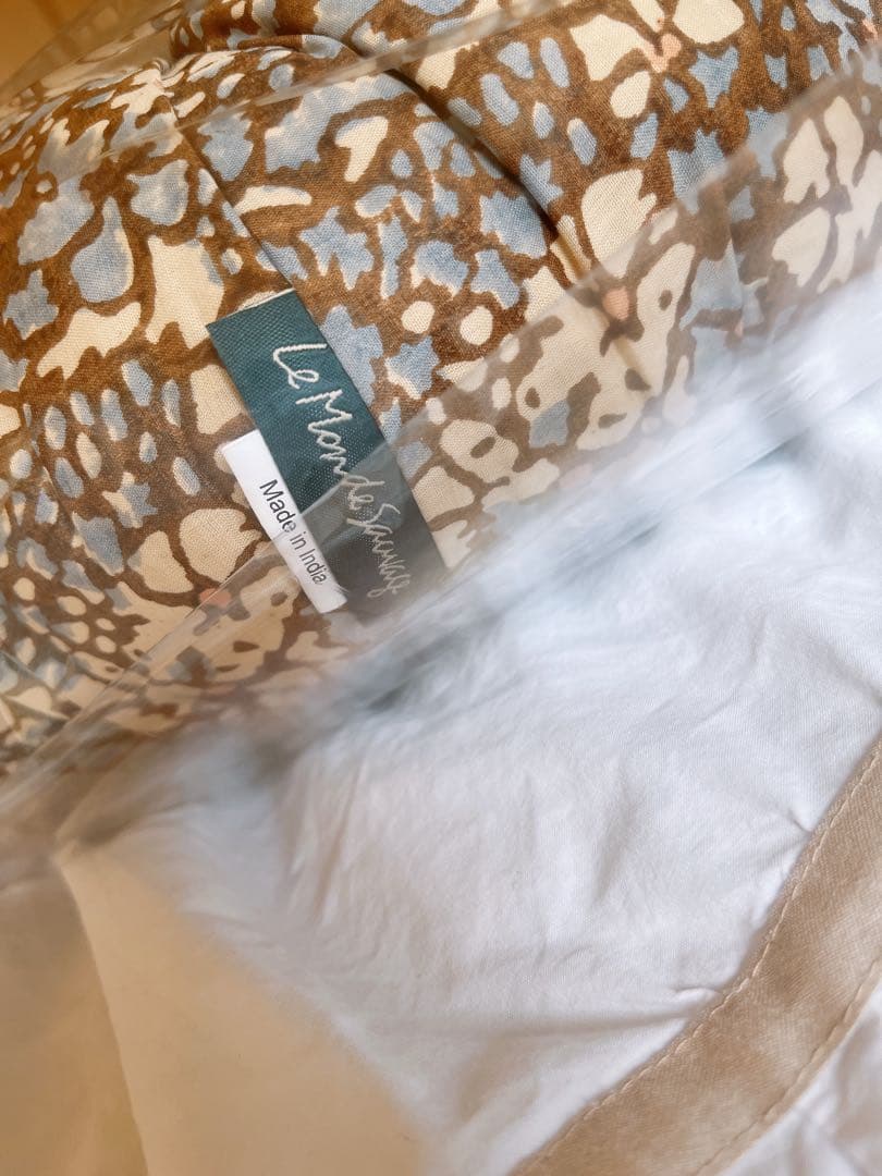 Le Monde sauvage TOTORO クッション CUBA 40cm