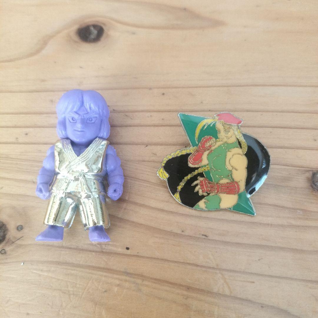 d*7様 ストリートファイター　消しゴム　ピンバッジ