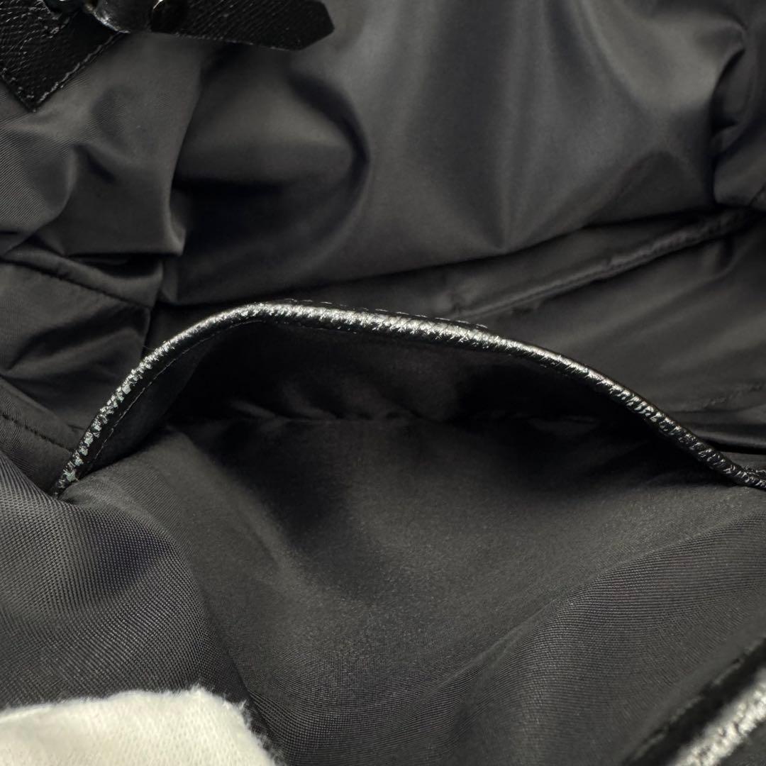 【美品】BURBERRY バーバリー　ショルダーバッグ　メッセンジャーバッグ