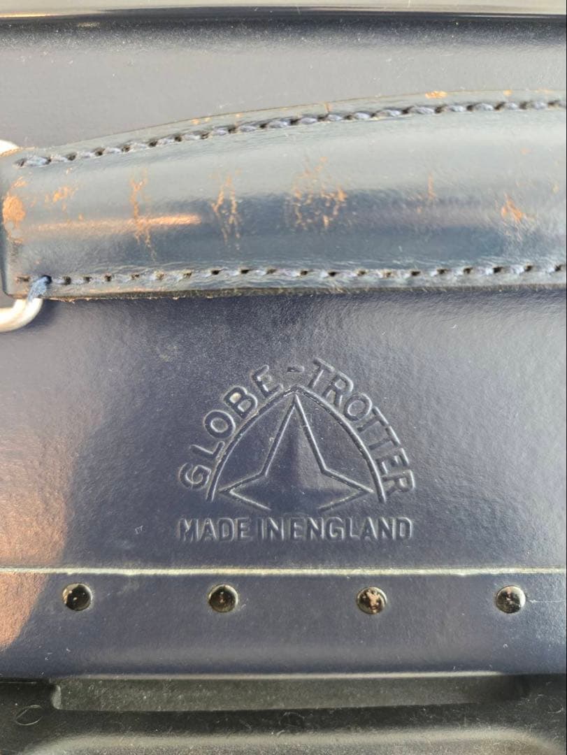 グローブトロッターGLOBE-TROTTERスーツケース　ネイビー