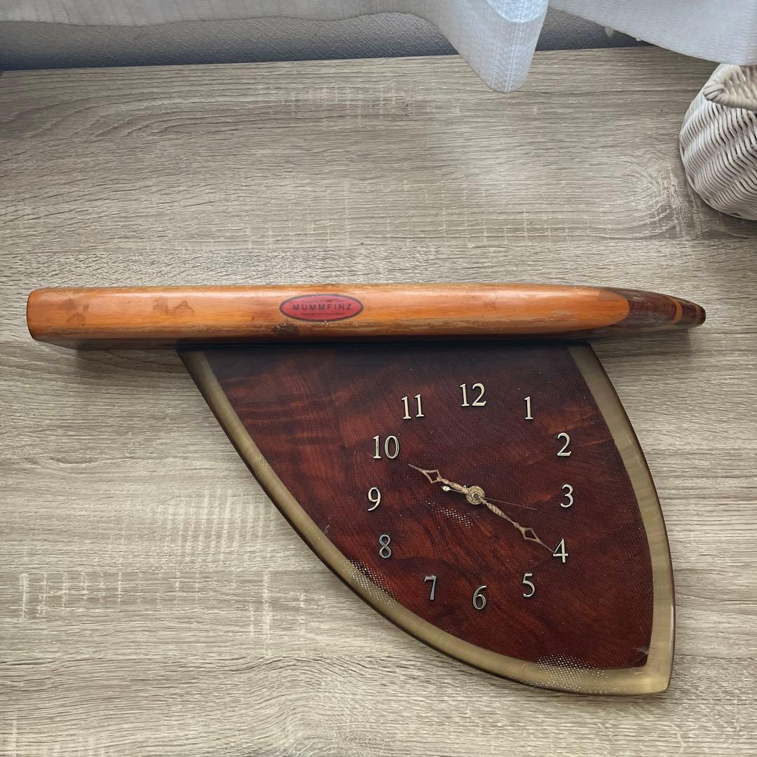 ビンテージ壁掛け時計　サーフボード壁掛け時計