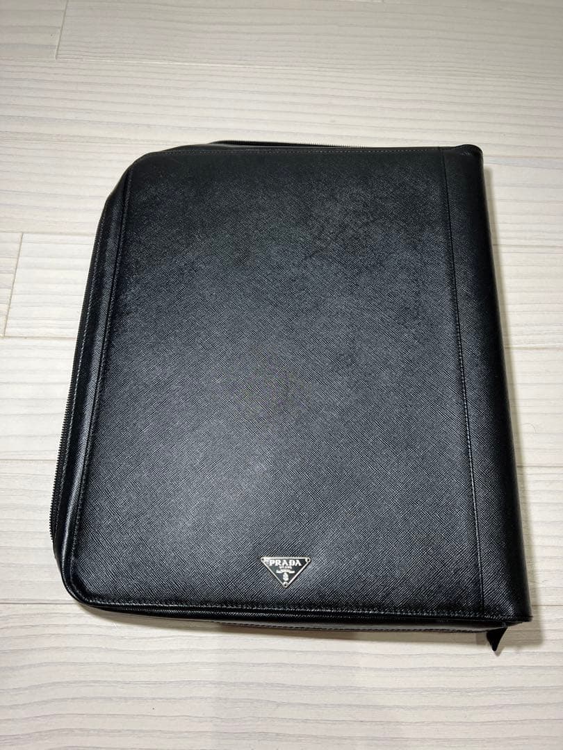 PRADA マルチケース 黒 A4サイズ対応
