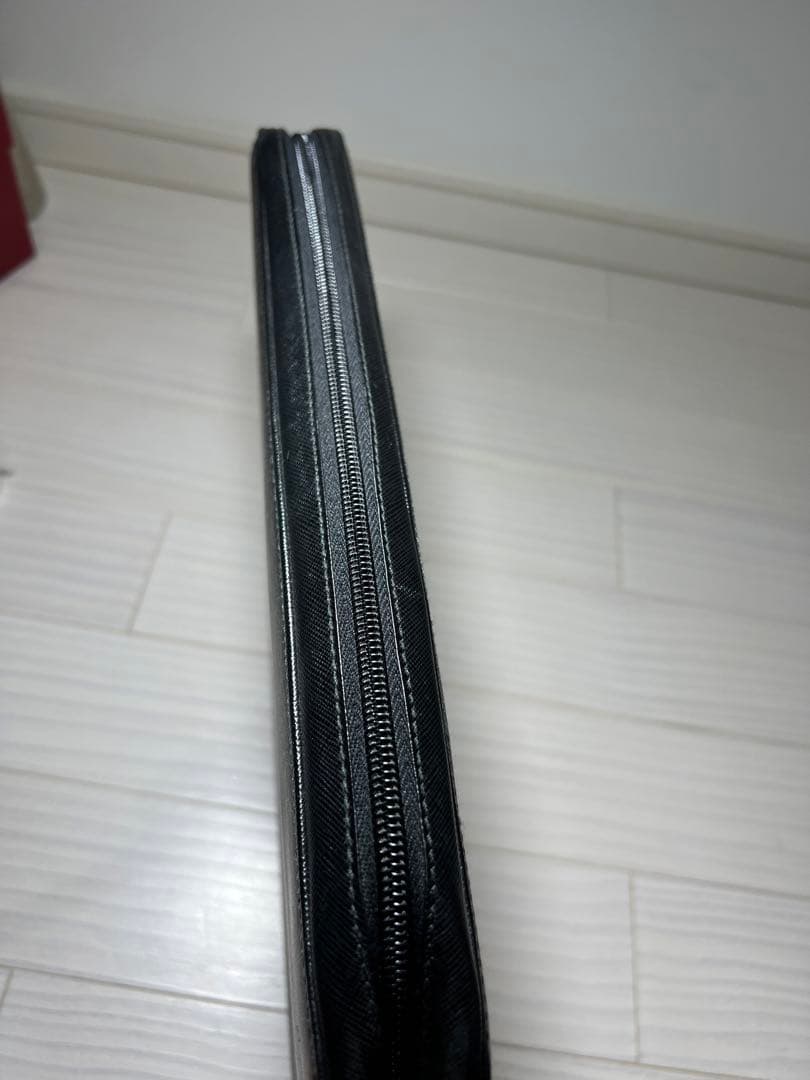 PRADA マルチケース 黒 A4サイズ対応