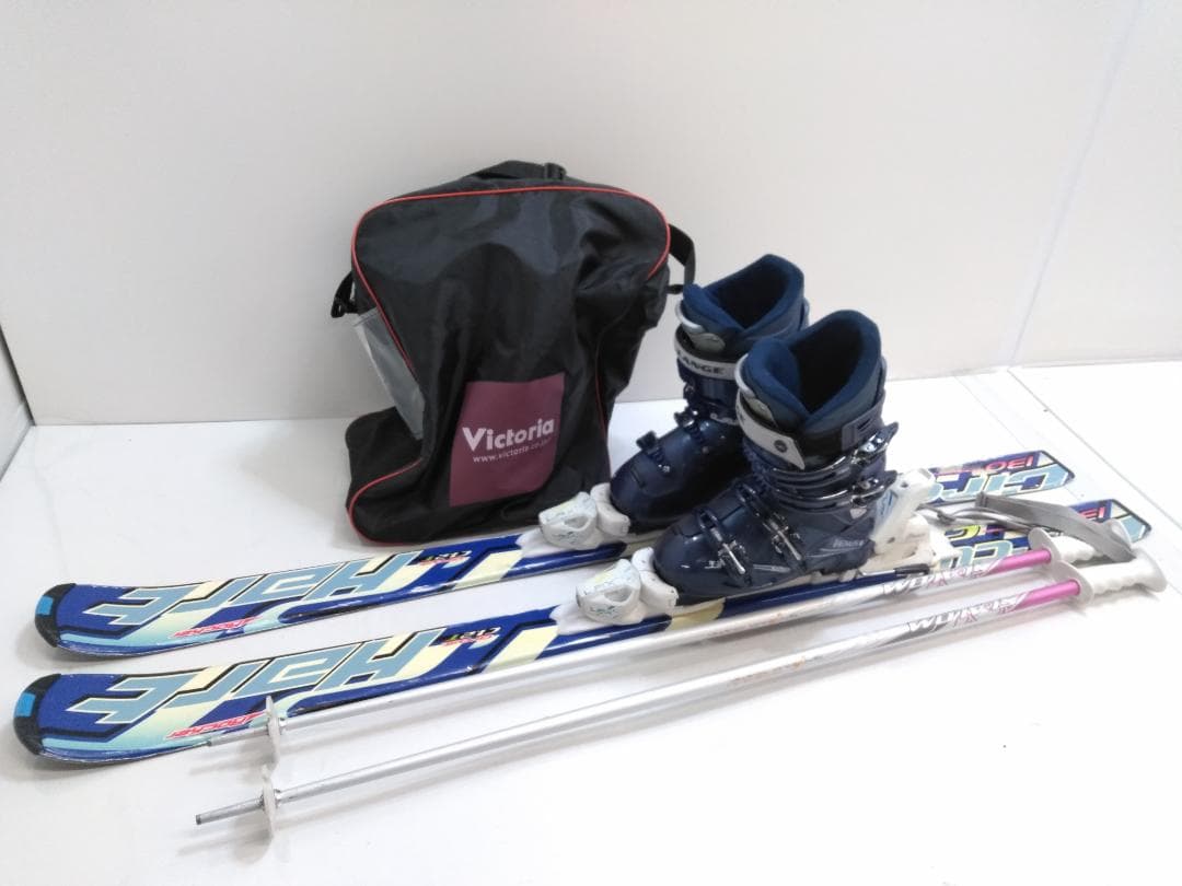 ジュニアスキー4点セット ハート 130cm ブーツ ラング 22.5cm ◇