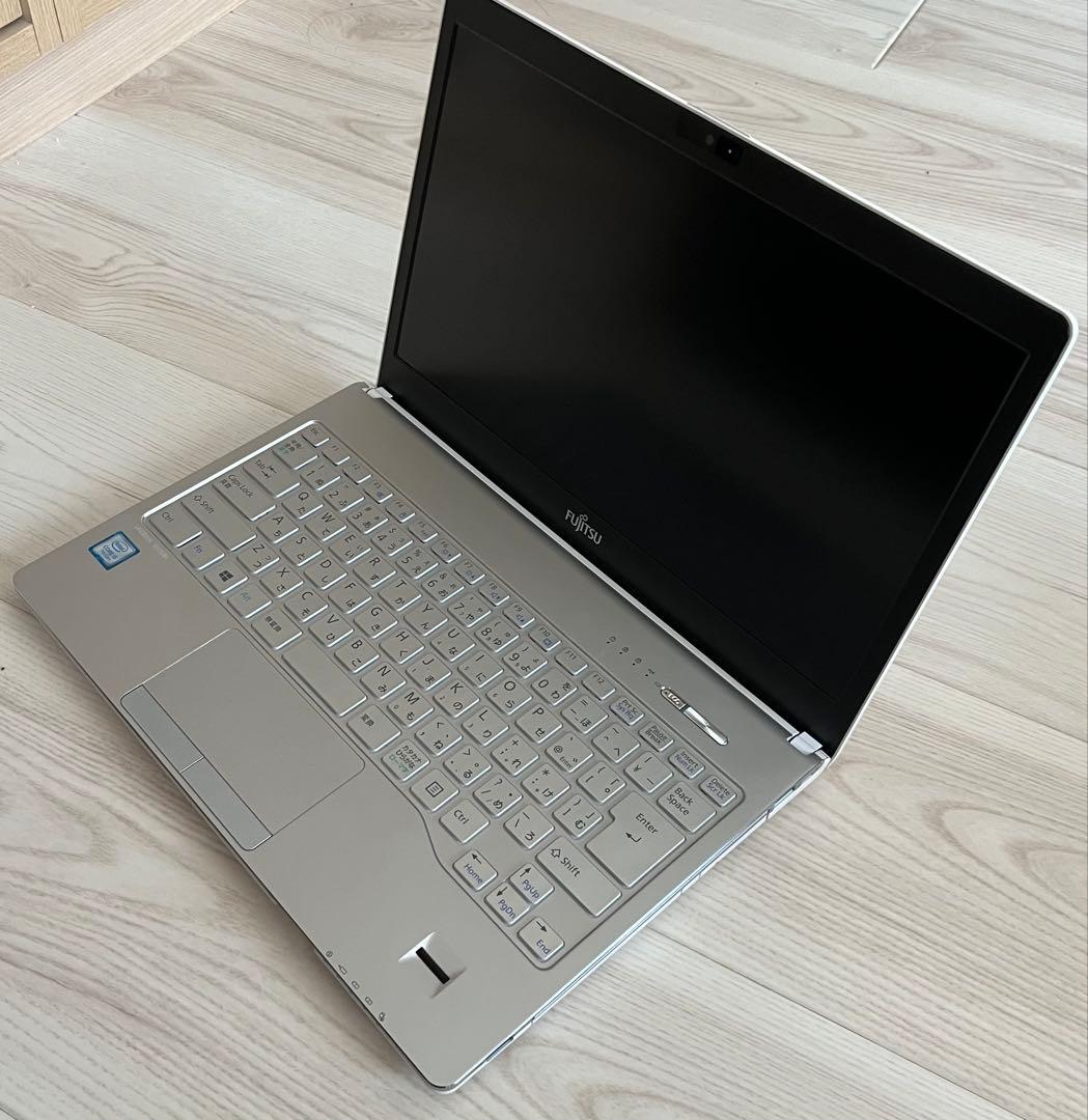 富士通 13.3インチ FHD Core i5 8GB SSD 128GB
