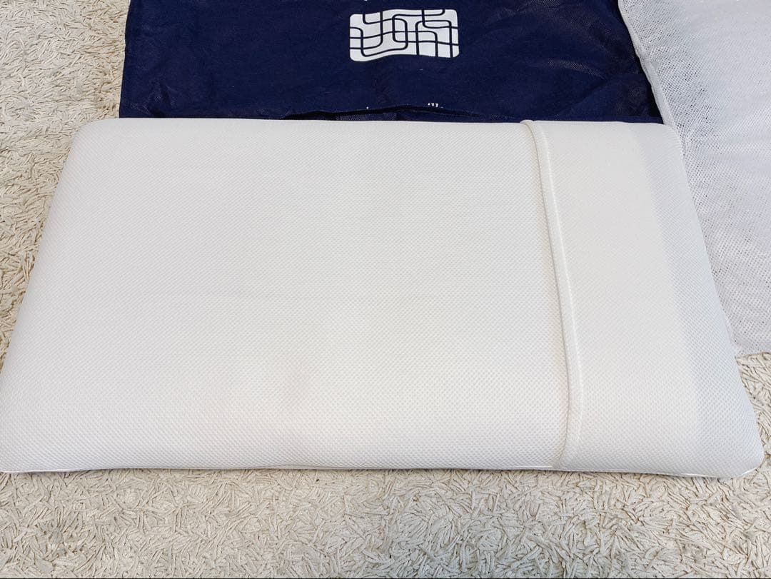 美品 エアウィーヴピロー S-LINE 専用バッグ付airweavepillow