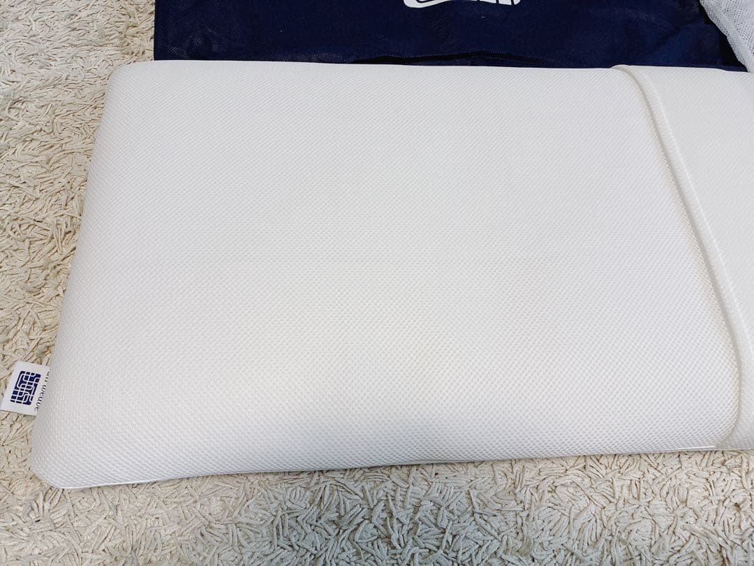 美品 エアウィーヴピロー S-LINE 専用バッグ付airweavepillow