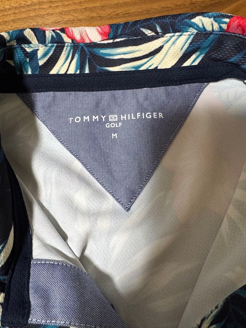 トミーヒルヒガー　ゴルフ　半袖　シャツ　花柄