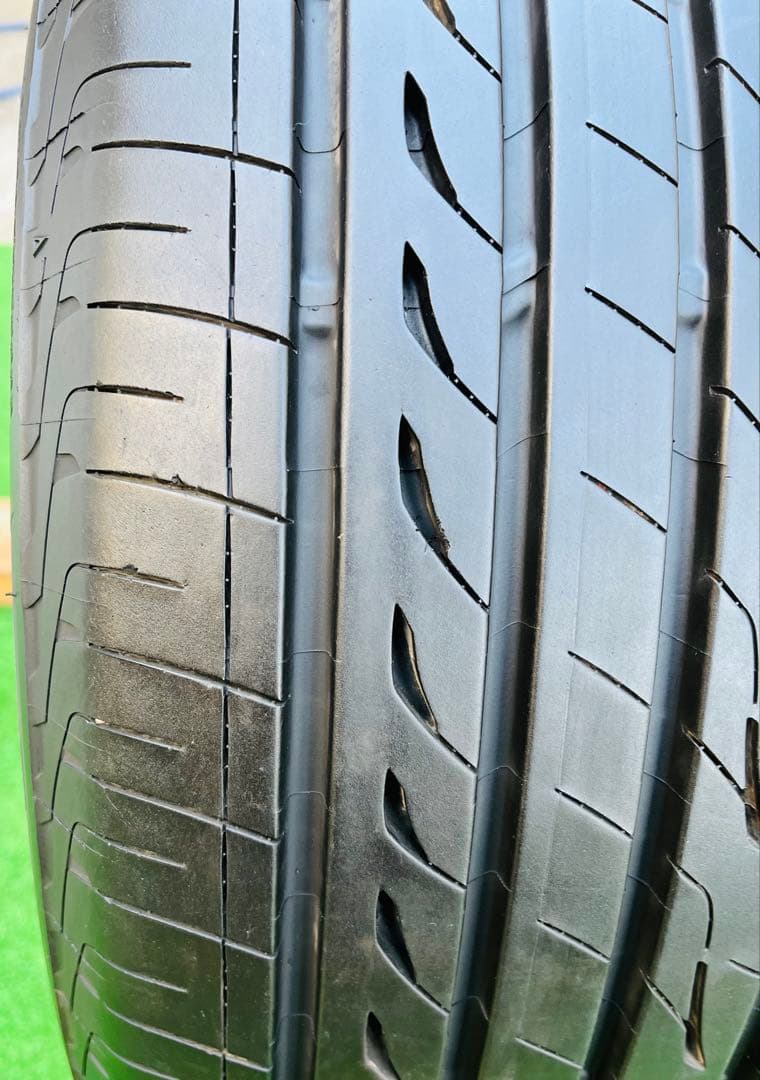 215/55 R16 BRIDGESTONE REGNOラジアルタイヤ2025年